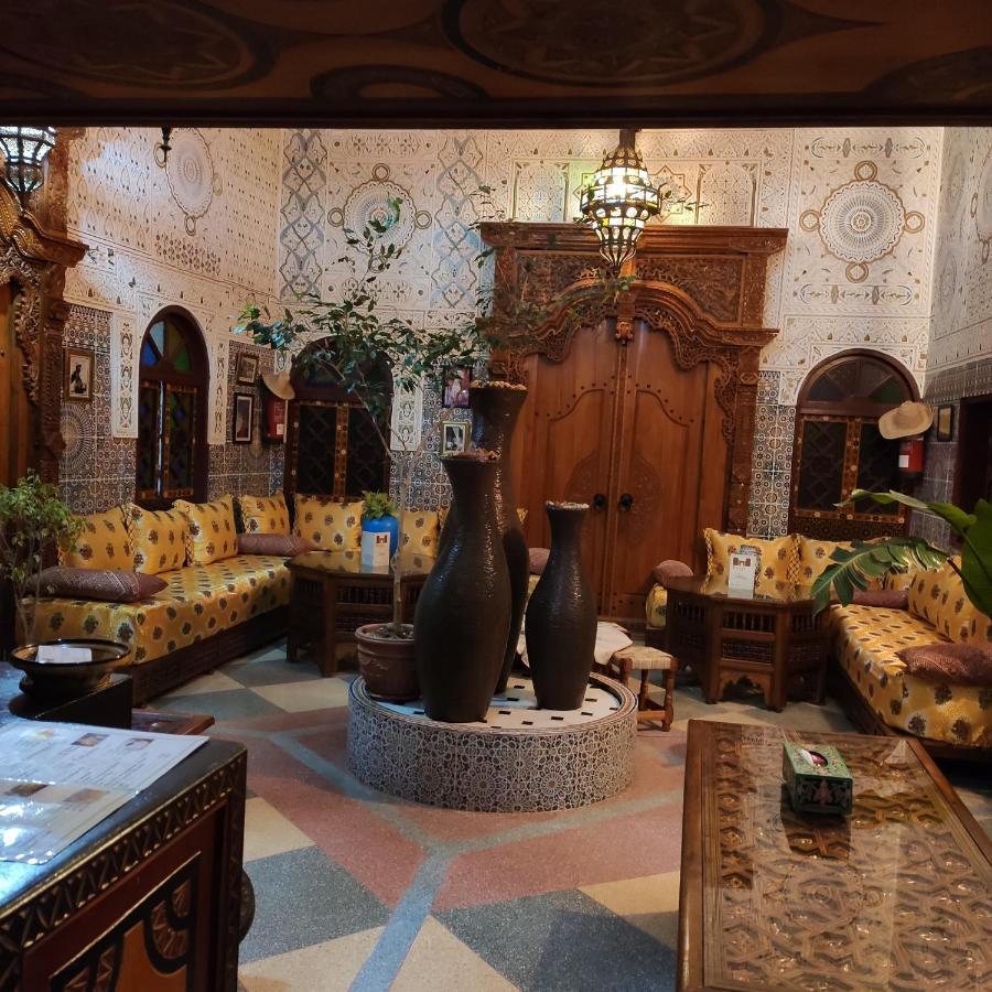 Ryad Bab Berdaine Meknès Exterior foto